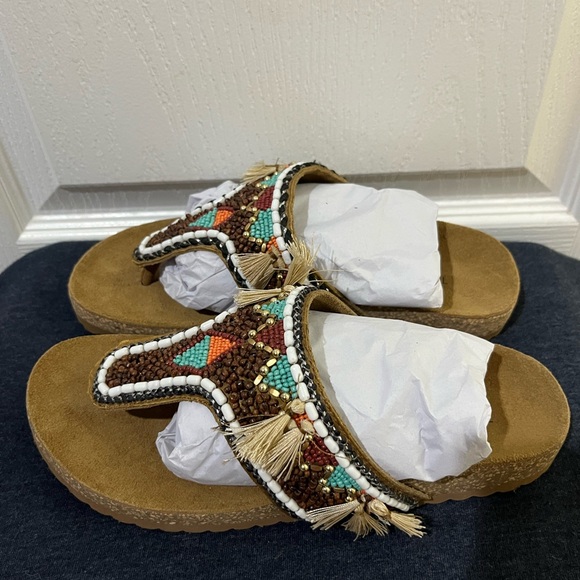 NEW in Box Torgeis New York Atia Sandals 7.5 - Picture 2 of 3